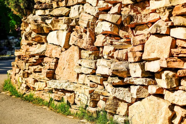 Texture Masonry Stone Wall Green Grass Wall — Stock Photo, Image