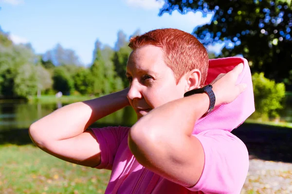 Chica Deportiva Aire Libre Realización Ejercicios Deportivos Estilo Vida Saludable — Foto de Stock