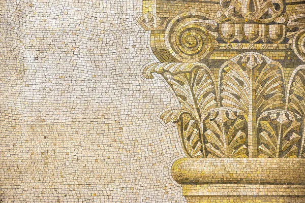 马赛克墙与图片。马赛克瓷砖背景。古色古香的马赛克表面 — 图库照片