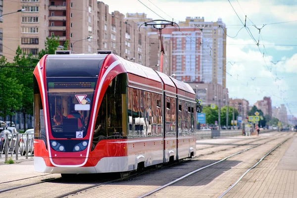Modern Quiet Tram Moves Streets Saint Petersburg — Stock Photo, Image