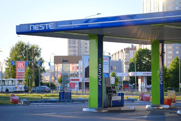 Benzinkút Szentpéterváron Oroszország 2020 Július — Stock Fotó