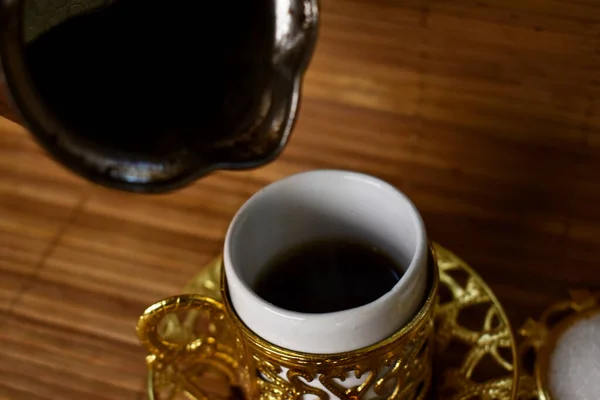 Café Quente Derramado Uma Xícara — Fotografia de Stock