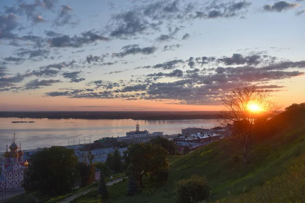 Hajnalban Volga Folyó Partján Nyizsnyij Novgorod — Stock Fotó