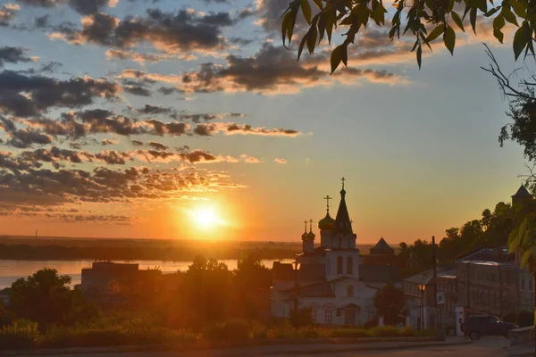 Iglesia Cristiana Orillas Del Río Volga Amanecer Nizhny Novgorod — Foto de Stock