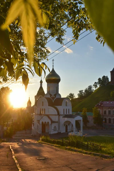 Amanecer Sobre Iglesia Antigua Calle Nizhny Novgorod — Foto de Stock
