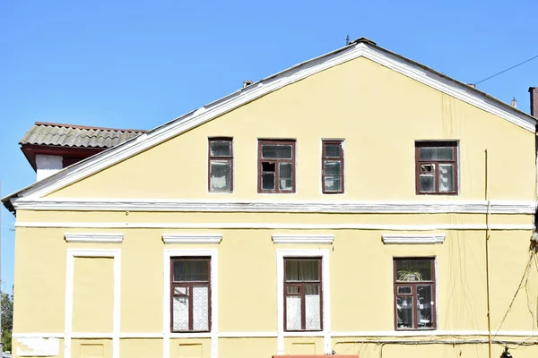 Die Fassade Eines Alten Steinhauses — Stockfoto