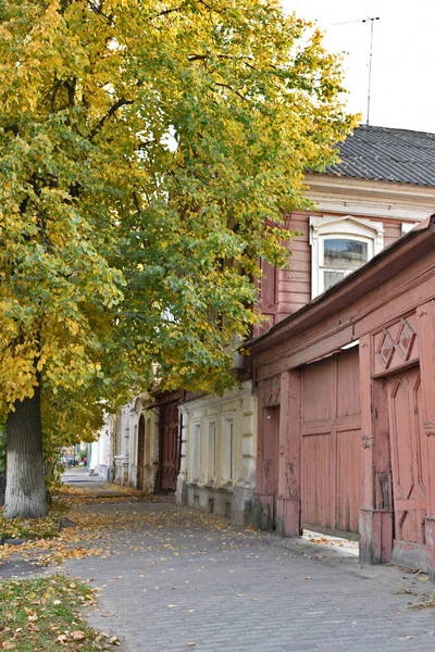 Quiet Autumn Yard Old Town — Stock Photo, Image