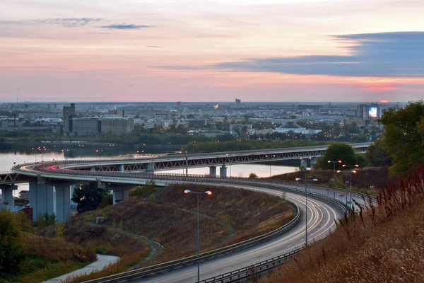 Los Coches Mueven Nizhny Novgorod Atardecer — Foto de Stock