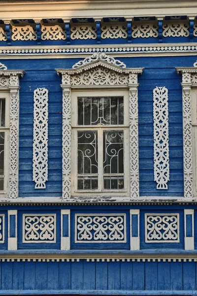 Bela Janela Uma Velha Casa Madeira — Fotografia de Stock