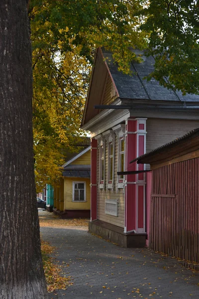 Quiet Autumn Yard Old Town — Stock Photo, Image