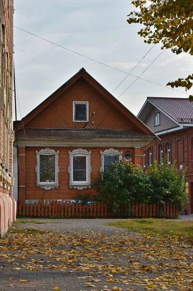 Quiet Autumn Yard Old Town — Stock Photo, Image