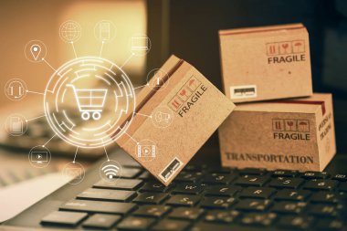 Çevrimiçi alışveriş, e-ticaret konsepti: Klavyede ikon müşteri ağı bağlantısı olan karton kutular. çevrimiçi internet kullanılarak kolayca yapılabilen ulaşım tasvirleri.