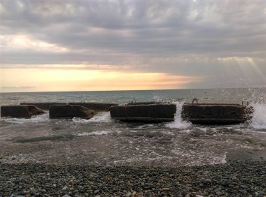 Karadeniz 'de kolay dalgalar.