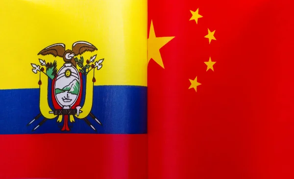 Fragmentos Las Banderas Nacionales República Del Ecuador China Acercan —  Fotos de Stock