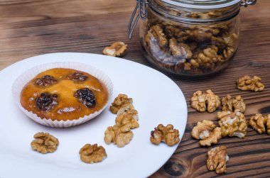 Ceviz ve ballı kurabiye kurabiye.