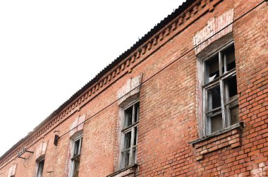 Turuncu tuğla duvar eski ev kırık pencere arka plan ile terk.