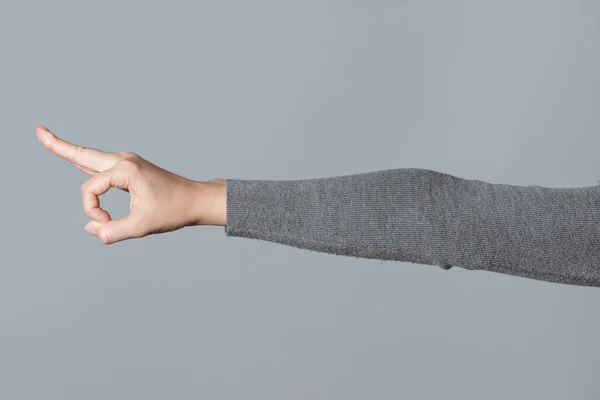 Señal Gesto Okey Por Mano Femenina Aislada Sobre Fondo Gris — Foto de Stock