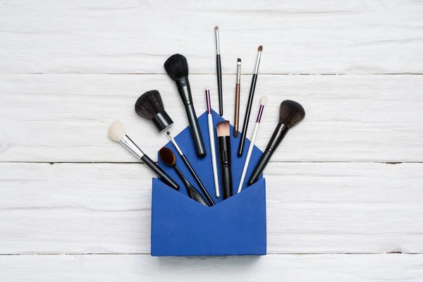Prepara Fondo Cepillos Para Maquillaje Mesa Madera Blanca —  Fotos de Stock