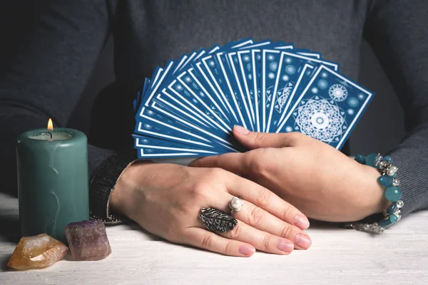 Falcı Konseptinde Tarot Kartları — Stok fotoğraf