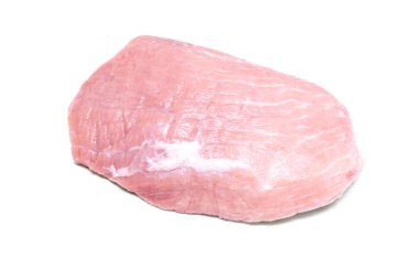 Beyaz arka planda çiğ domuz eti izole edilmiş..