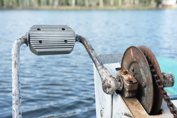 Old Catamaran Rusty Gear Blue Water Pond Background — Stock Photo, Image