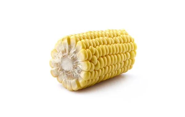 Kukuřice izolovaných na bílém pozadí. s ořezovou cestou — Stock fotografie