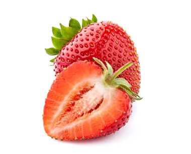 Beyaz arka planda izole edilmiş çilekler