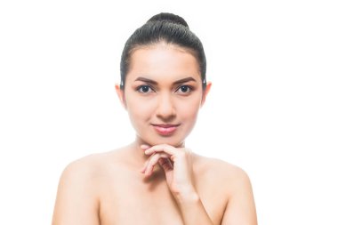 Güzellik Asyalı kadın portre yakın çekim yüz beyaz arka plan üzerinde izole