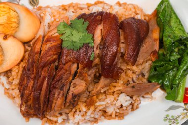 Demlenmiş Domuz eti bacak pirinç haşlanmış yumurta ile geleneksel gıda Tayland.