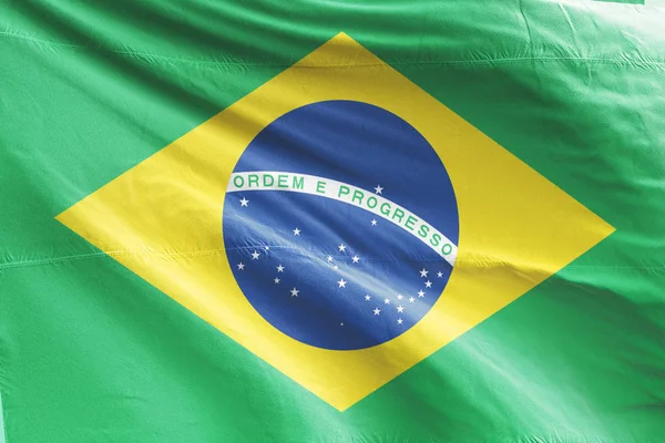 Geïsoleerde Brazilië Vlag Zwaaien Realistische Braziliaanse Vlag Weergegeven — Stockfoto