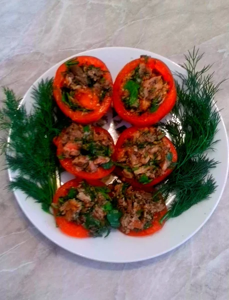 Tomates Farcies Poisson Aneth — Photo