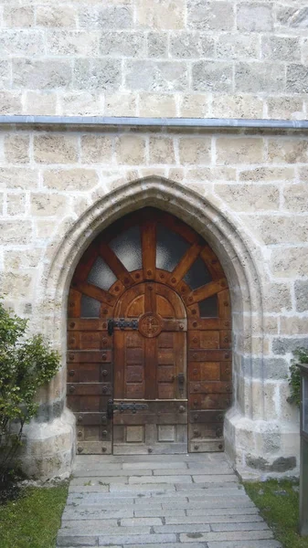 Vieja Puerta Madera Pared Piedra Antigua Iglesia — Foto de Stock