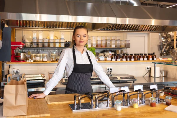 Portrait Young Woman Standing Kitchen Counter Small Eatery Restaurant Owner — Stock Photo, Image