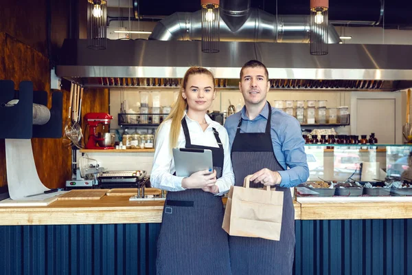 Soutenir Réouverture Des Entreprises Locales Après Quarantaine Covid — Photo