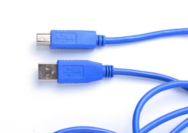 Beyaz arka plan karşı USB konektörü