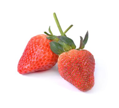 Beyaz arkaplanda çilek