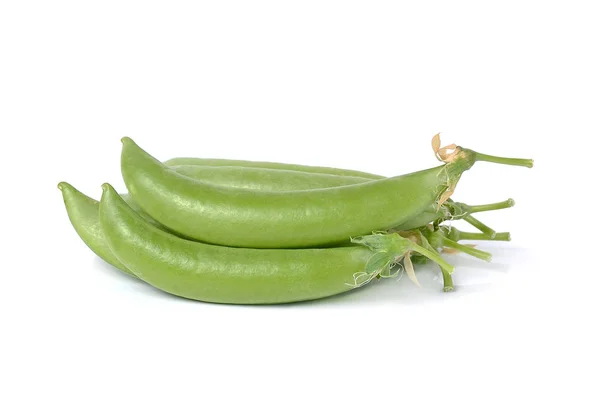 Guisantes Verdes Frescos Aislados Sobre Fondo Blanco — Foto de Stock