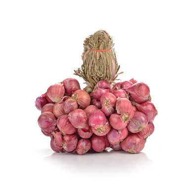 Beyaz arka planda (Allium ascalonicum arpacık)