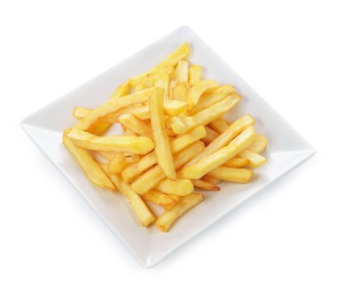 Patates kızartması beyaz arka plan üzerinde izole plaka