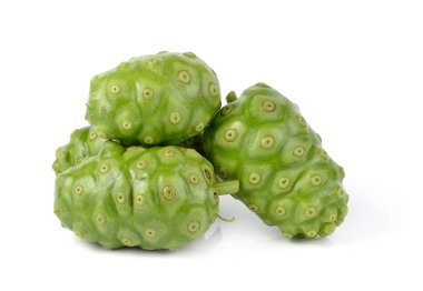  Büyük Morinda beyaz arka planda izole