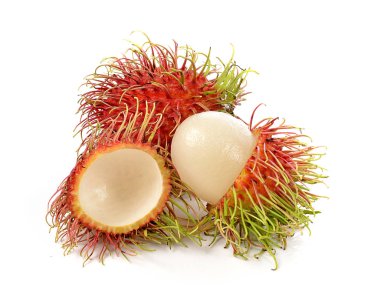 beyaz arkaplanda rambutan