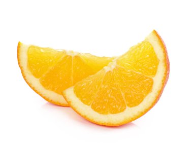 Beyaz arkaplanda portakal meyvesi izole