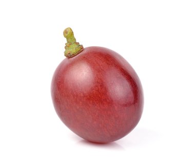 Beyaz arkaplanda izole kırmızı üzümler