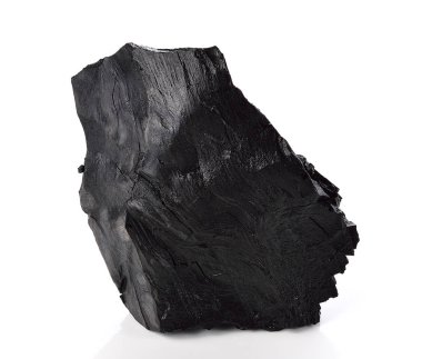 İzole edilmiş Beyaz Arkaplanda Kömür
