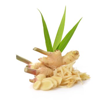 Beyaz arka planda izole edilmiş taze kızıl