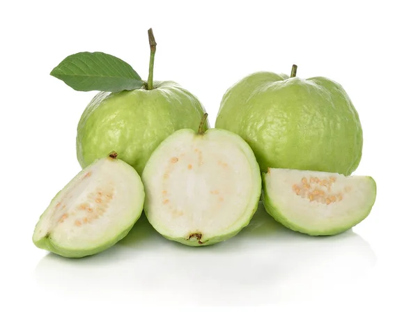 Guava Diisolasi Latar Belakang Putih — Stok Foto