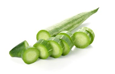 Beyaz arka plan üzerinde yılan kabak