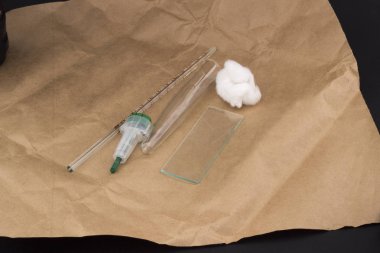 Parmak kan koleksiyon küme, lancet ve Tüp, kan testi