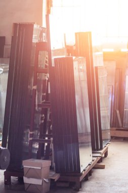 Çift camlı pvc pencereler, hazır üretimini windows derleme bir plastik pvc çerçevesinde montaj için