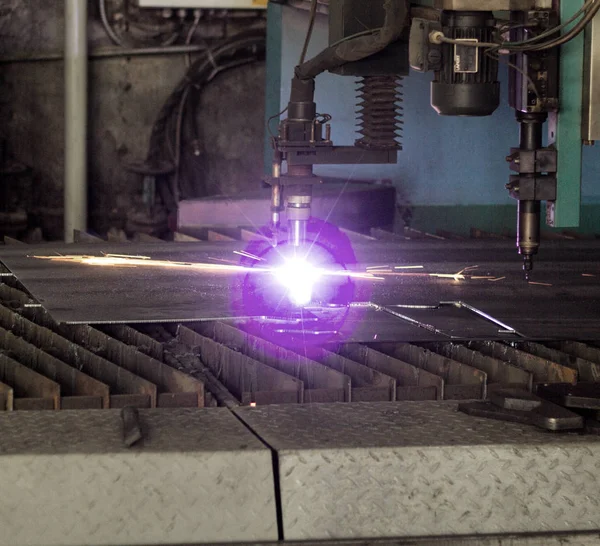 Modern otomatik plazma lazer kesme metaller, lazer, lazer ile kesim plazma için makine imalat